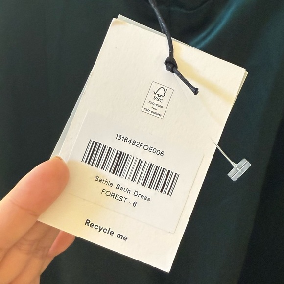 🆕 REFORMATION Sathia Satin Maxi Dress Forest Green Sz 6 - Picture 10 of 11